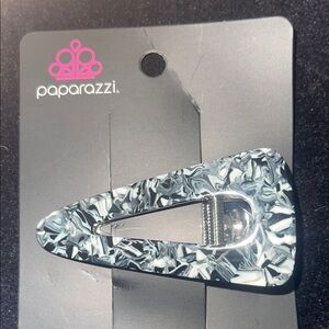 NWT Black & White Hair Clip